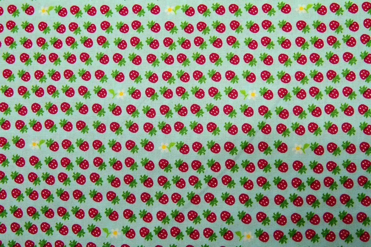 FB: Strawberry Sunflower Green Patchwork / Craft Fabric