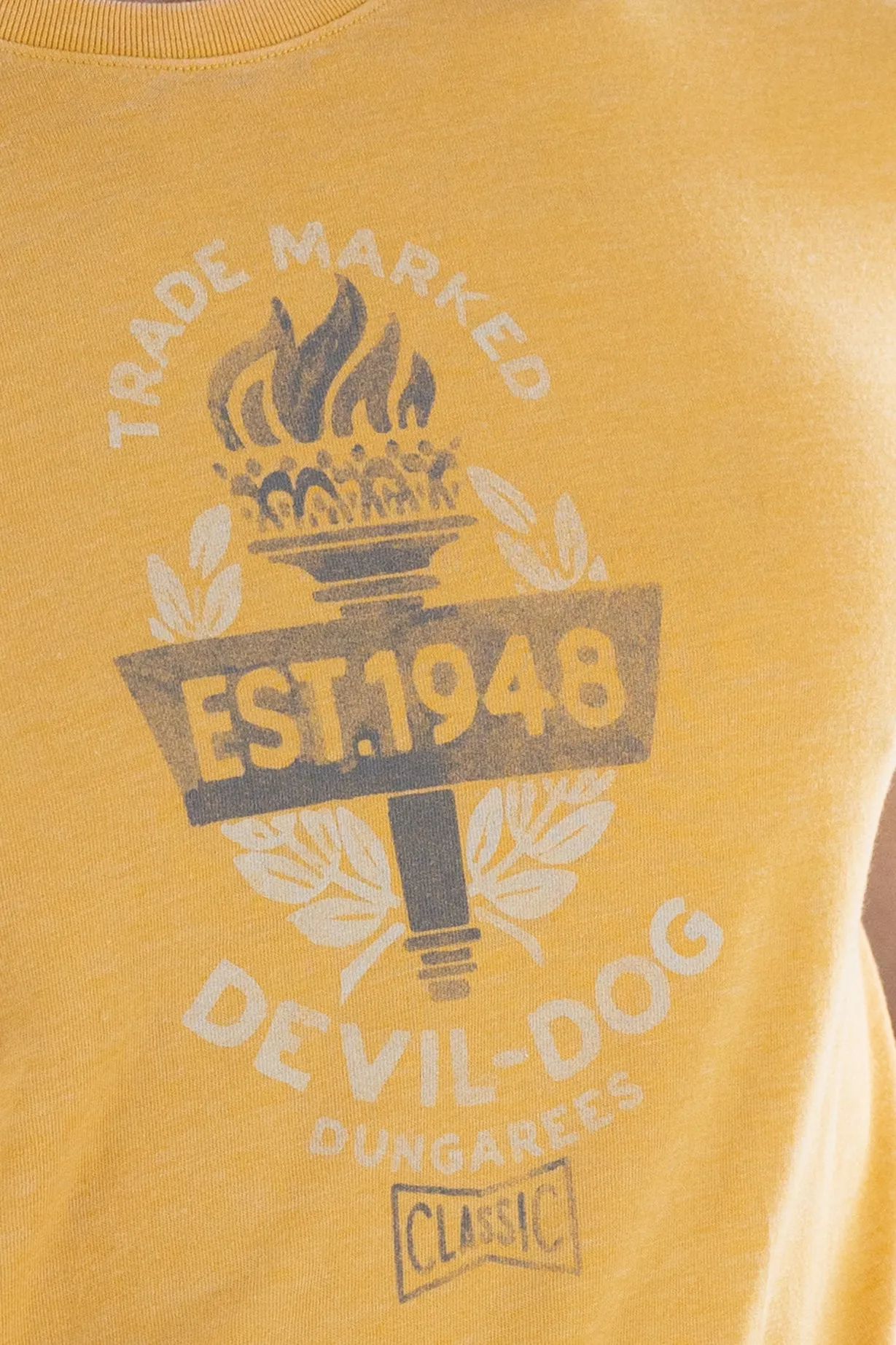 Graphic T-Shirt - 48 Crest