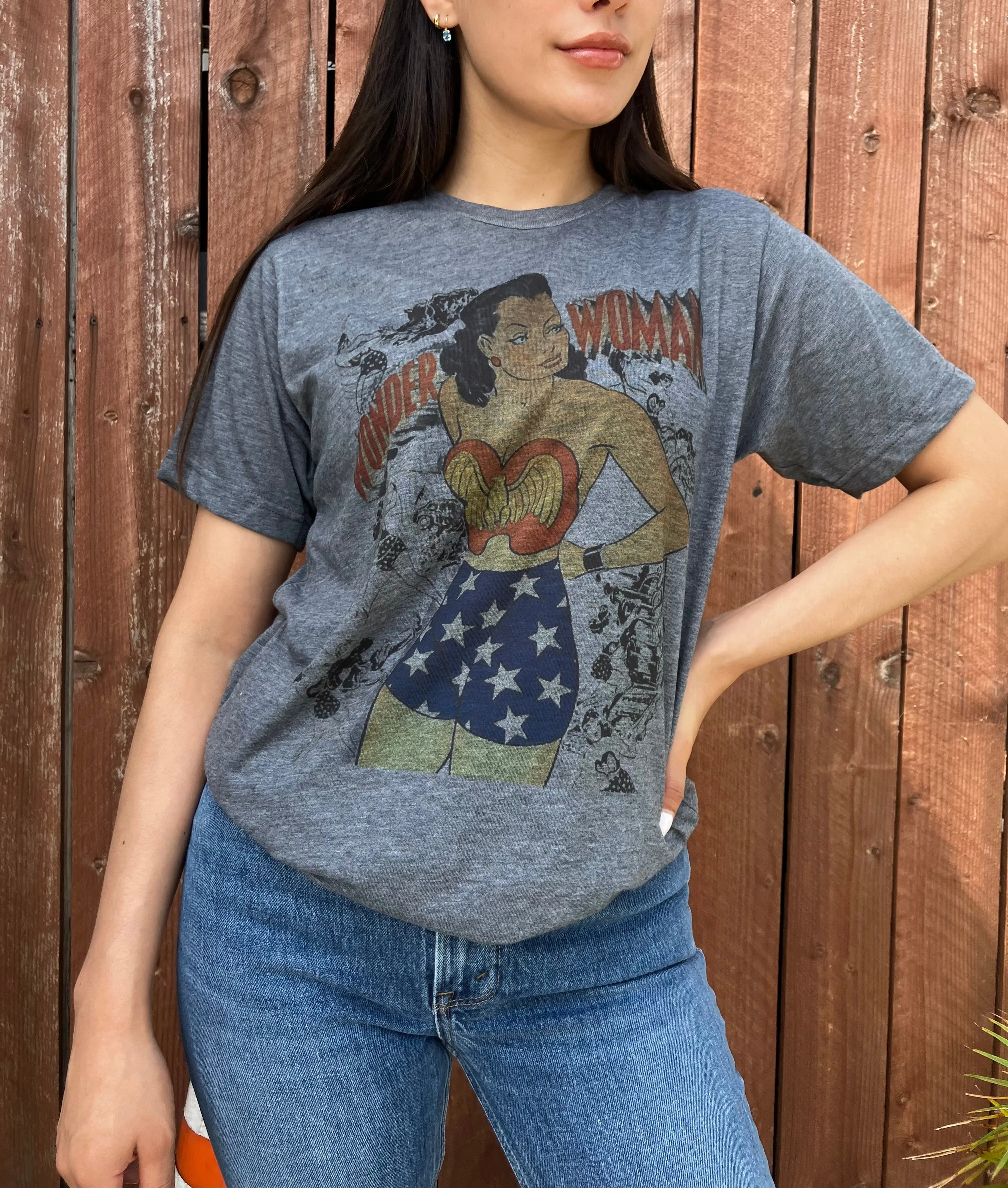 Wonder Women Retro Vintage Graphic Design T-shirt